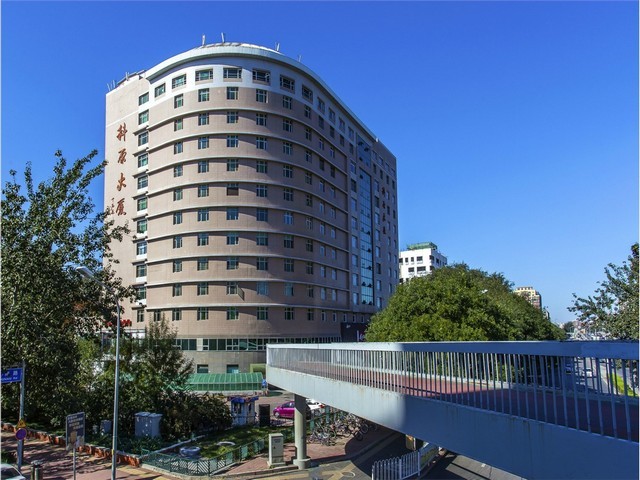 中国香港国外汽车零部件激光刻印机